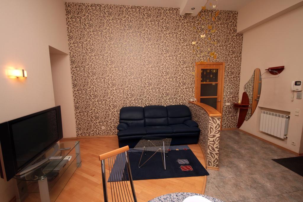 Inn Home Apartments In Kiev Center Экстерьер фото