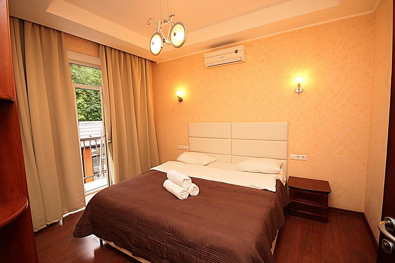 Inn Home Apartments In Kiev Center Экстерьер фото
