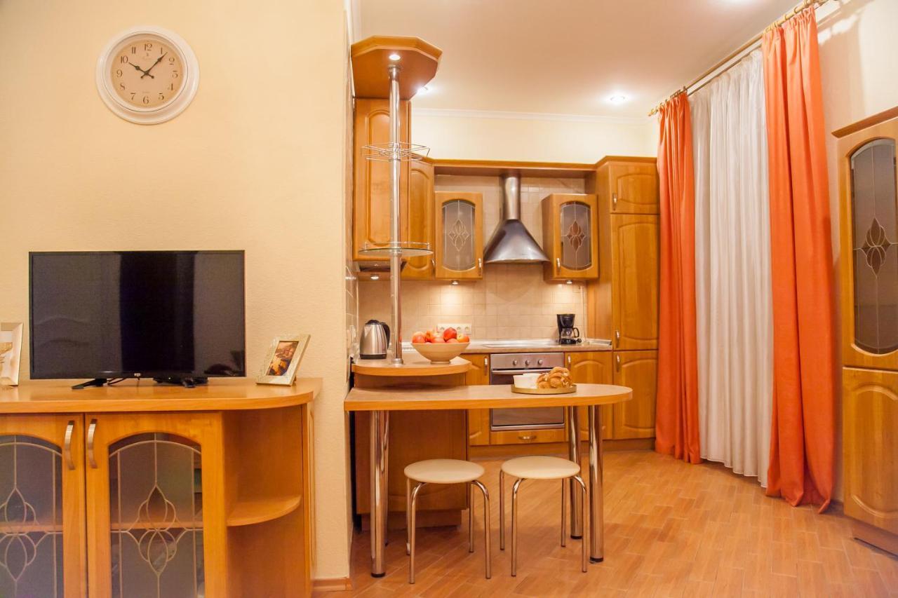 Inn Home Apartments In Kiev Center Экстерьер фото